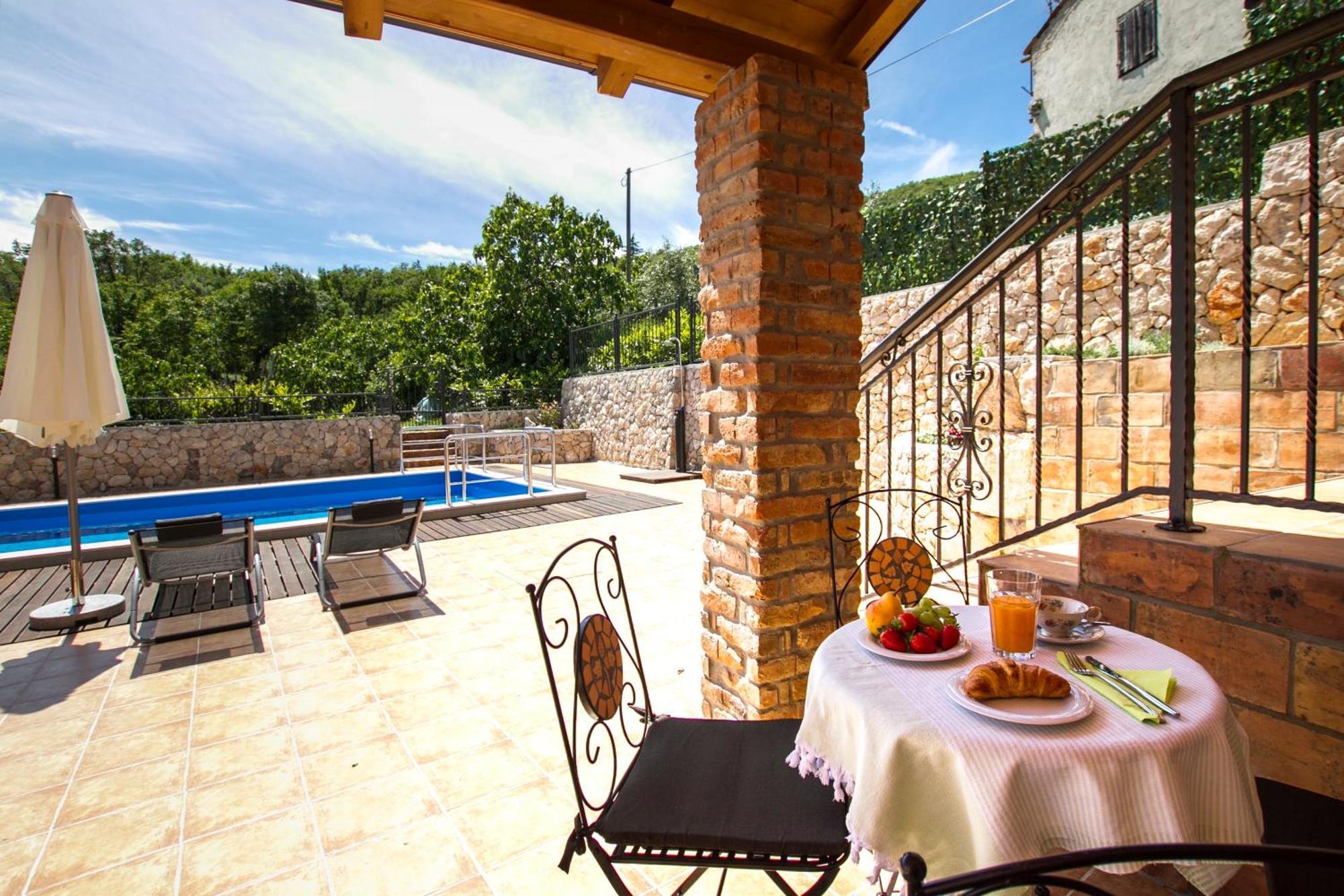 Villa Milena Brsec Luaran gambar